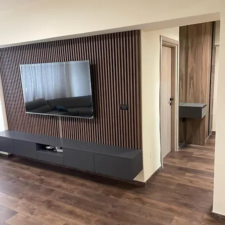 Offbeat Design Apartment Durrës